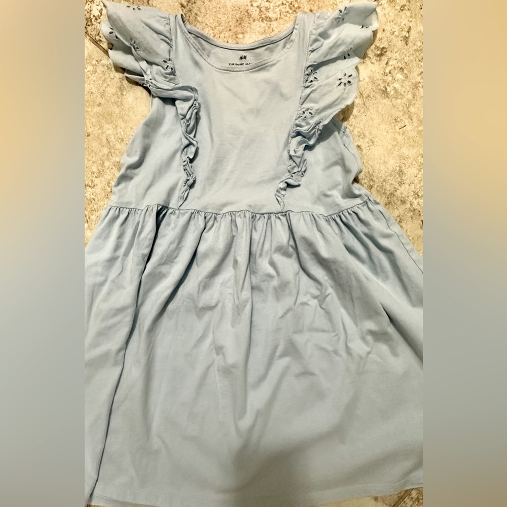 Baby blue girls H & M dress size 8.
